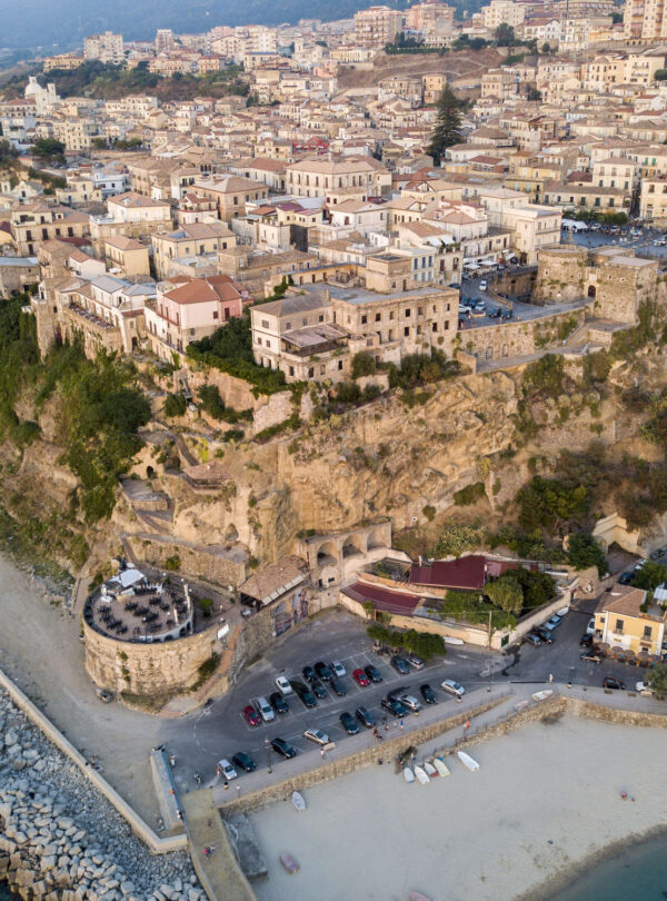 Viaggio di gruppo dalla Costa degli Dei alla Costa Viola