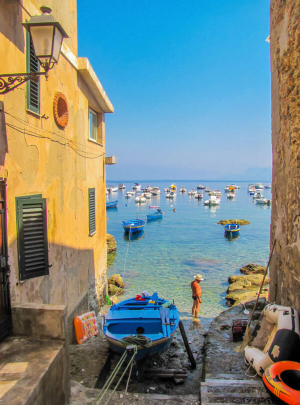 Viaggio di gruppo dalla Costa degli Dei alla Costa Viola